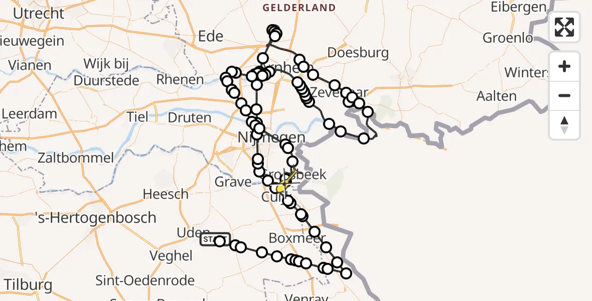 Routekaart van de vlucht: Politieheli naar Groesbeek, Rechtestraat