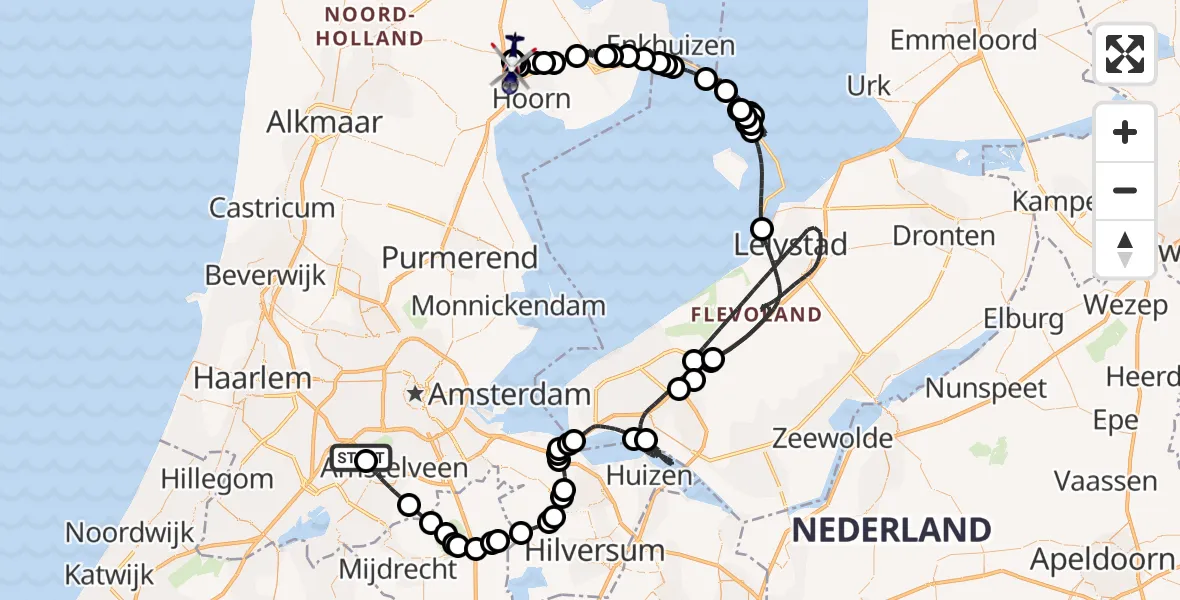 Vluchtroute Politiehelikopter van Amsterdam Vliegveld Schiphol naar Wognum